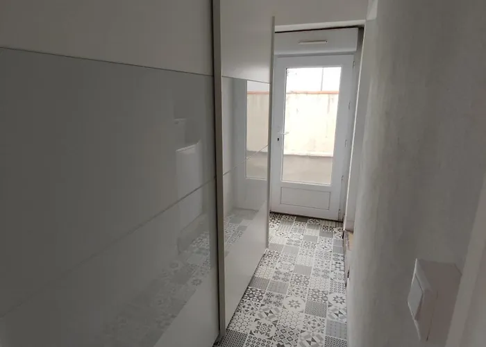 Agreable Maison De Bourg Casa de Férias