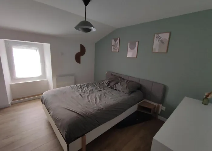 Agreable Maison De Bourg Casa de Férias *