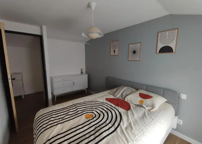 Agreable Maison De Bourg Casa de Férias *